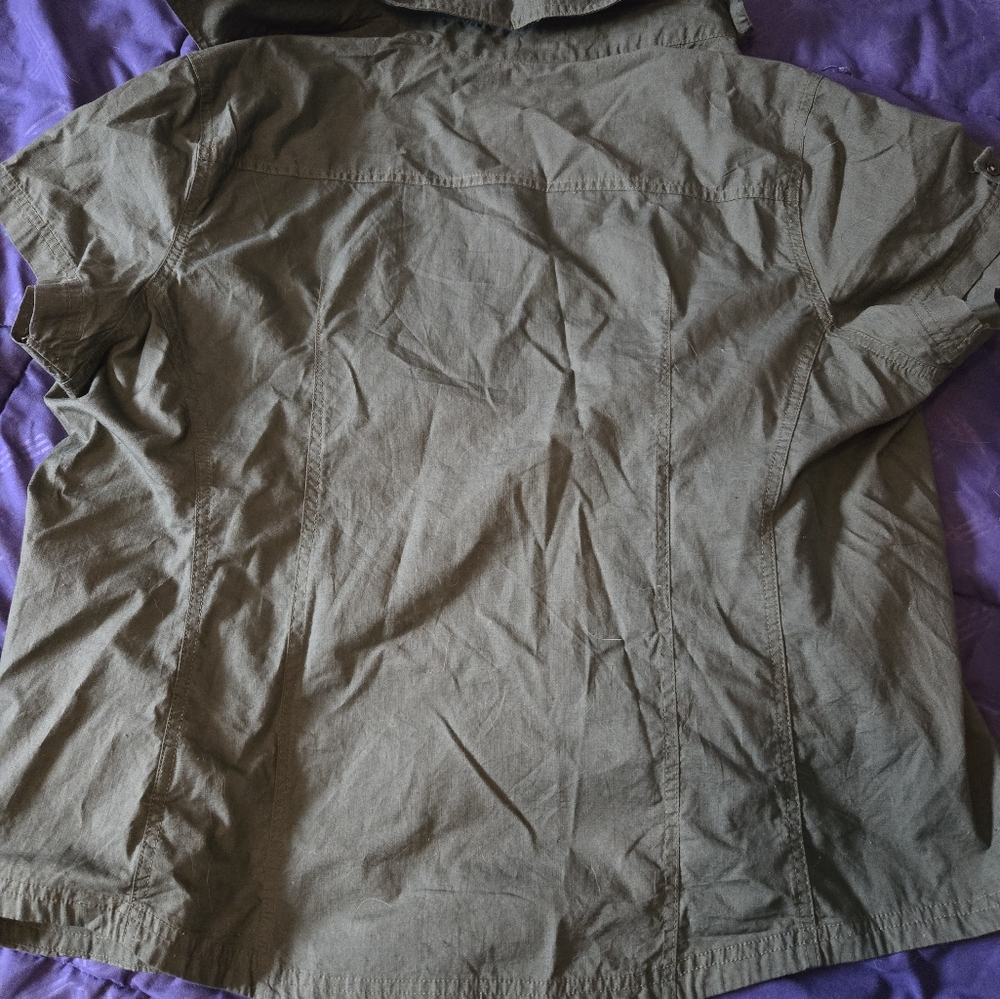 Sonoma button up top